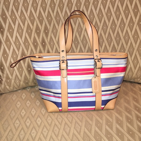 Americana small Coach bag โจ๐๐ค๐๐ - Picture 1 of 8